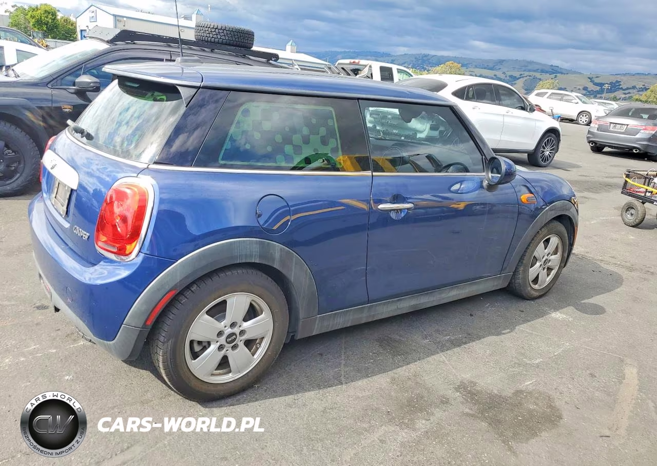 2014 Mini Cooper VIN:WMWXM5C59ET972223 - 3