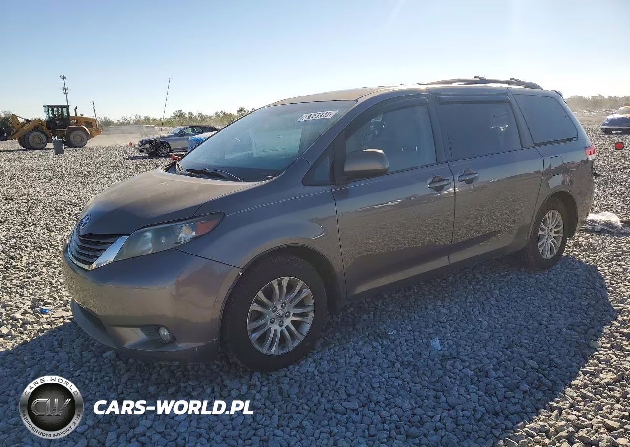 2011 Toyota Sienna Xle 8-Passenger