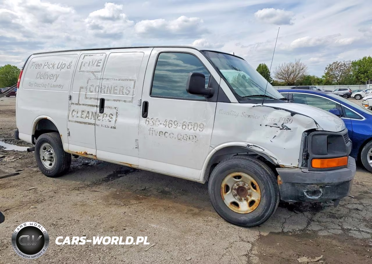 2015 Chevrolet Express G2500 VIN:1GCWGFFF8F1108020 - 4