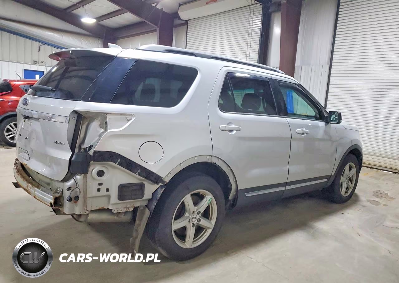 2016 Ford Explorer Xlt VIN:1FM5K8D86GGB85067 - 3