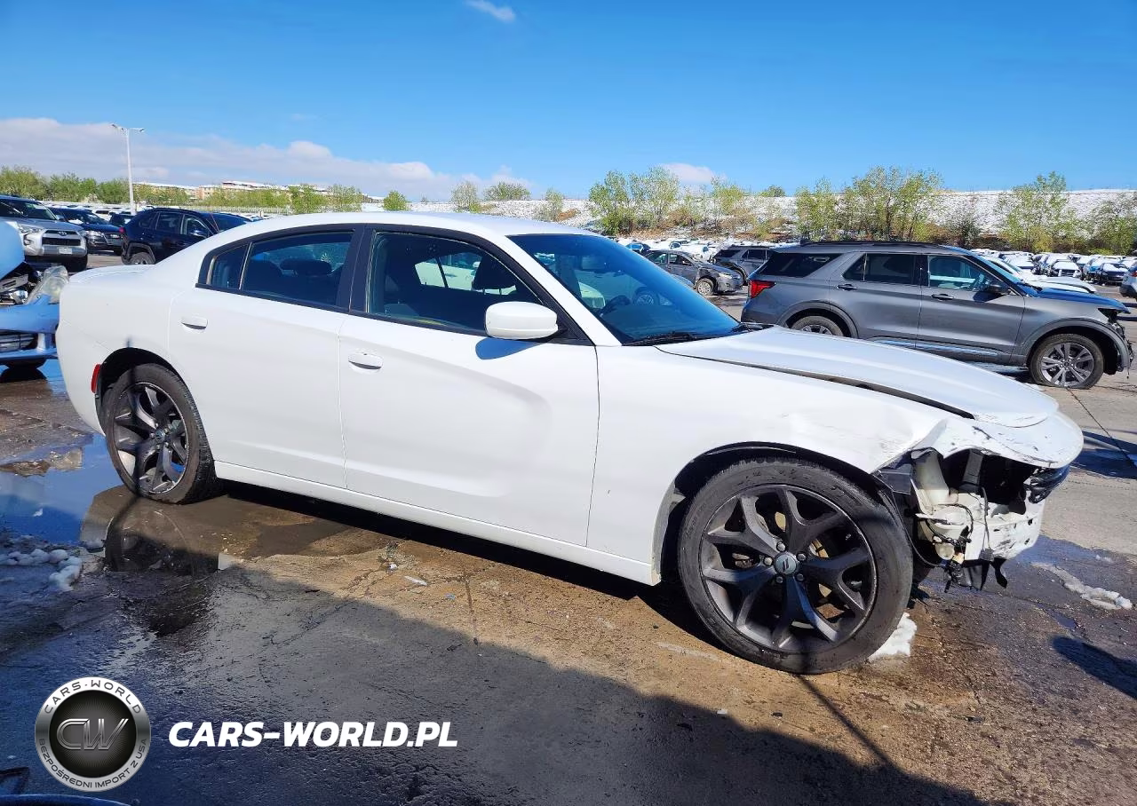 2017 Dodge Charger Sxt VIN:2C3CDXHG9HH643082 - 4