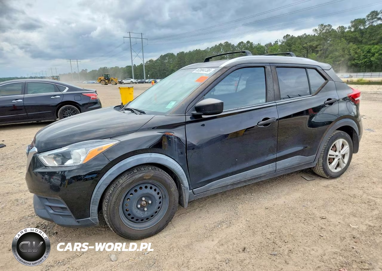 2018 Nissan Kicks S