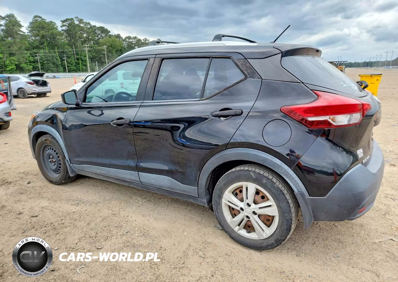 2018 Nissan Kicks S VIN:3N1CP5CU1JL518470 - 2
