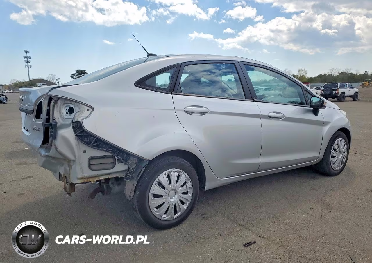 2013 Ford Fiesta Se VIN:3FADP4BJ3DM217660 - 3