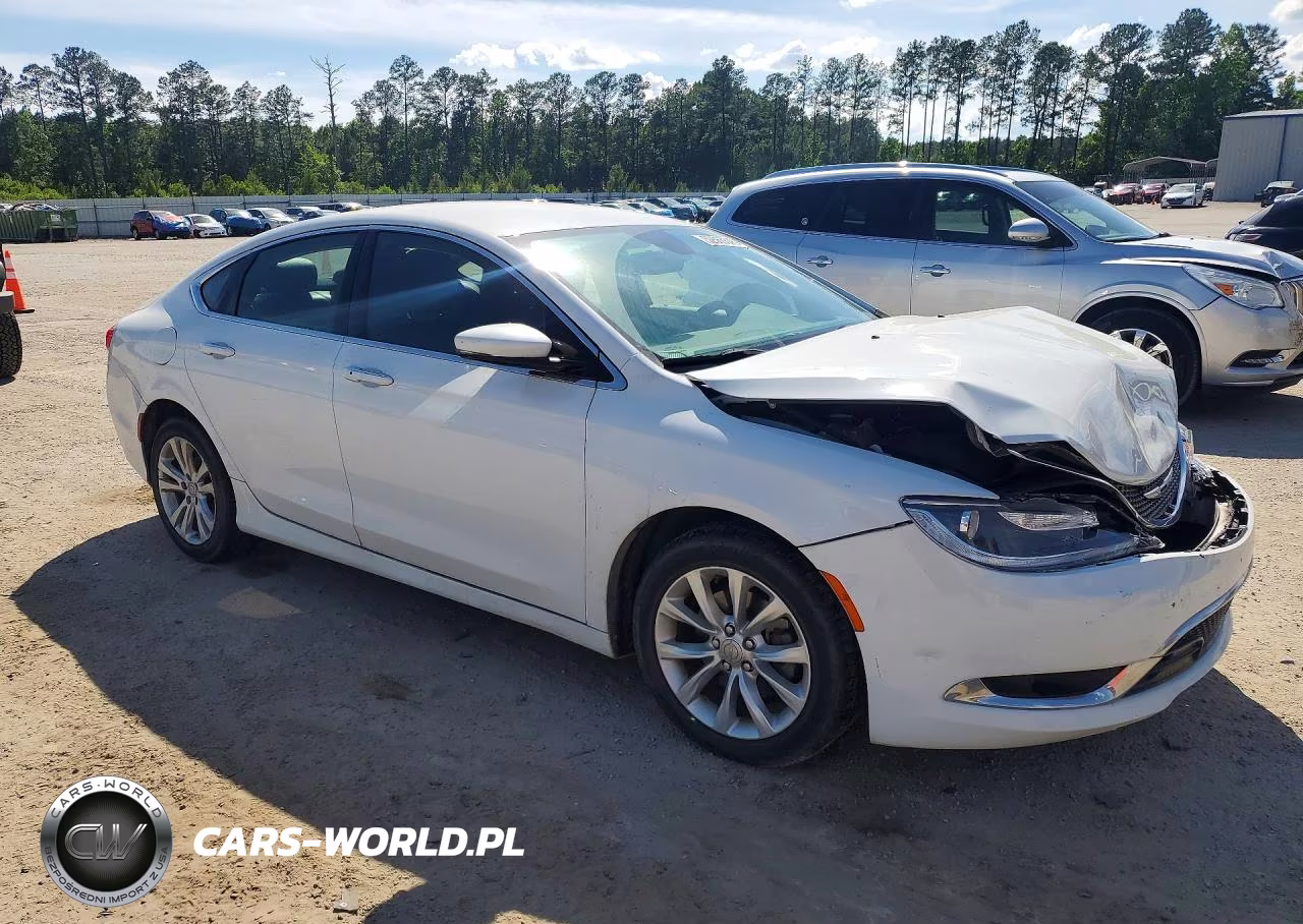 2016 Chrysler 200 C VIN:1C3CCCCB7GN111245 - 4