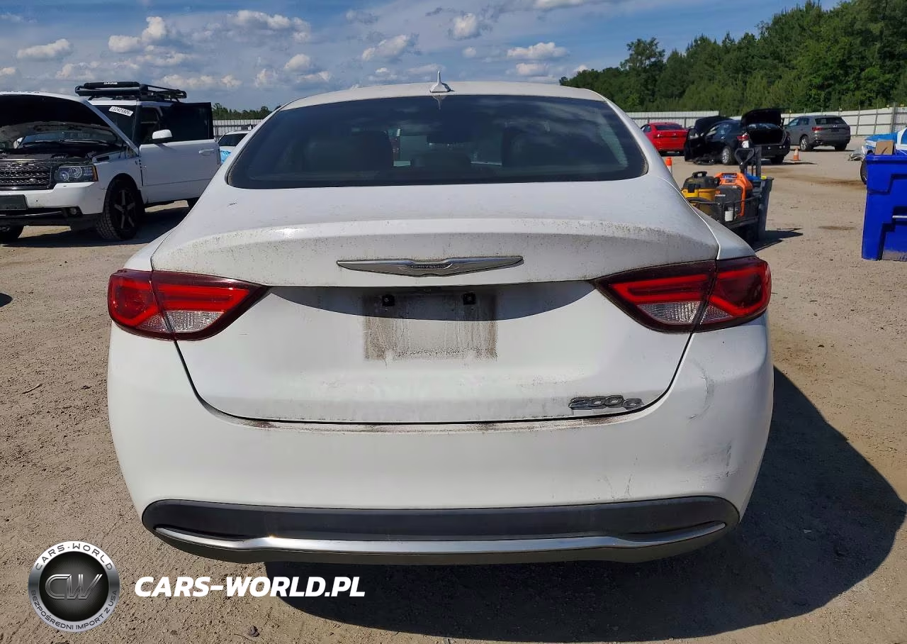 2016 Chrysler 200 C VIN:1C3CCCCB7GN111245 - 6