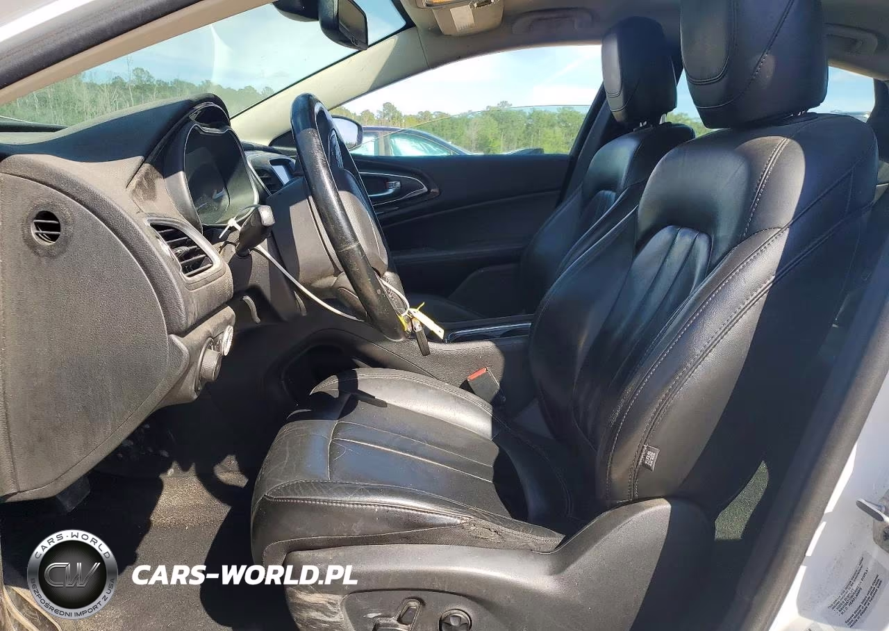 2016 Chrysler 200 C VIN:1C3CCCCB7GN111245 - 7