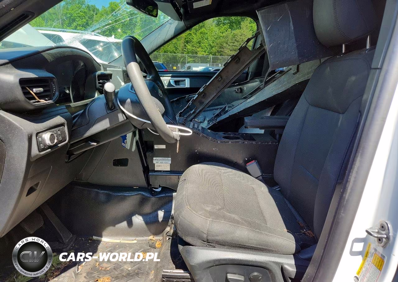 2020 Ford Explorer Police Interceptor VIN:1FM5K8AWXLGA83509 - 7