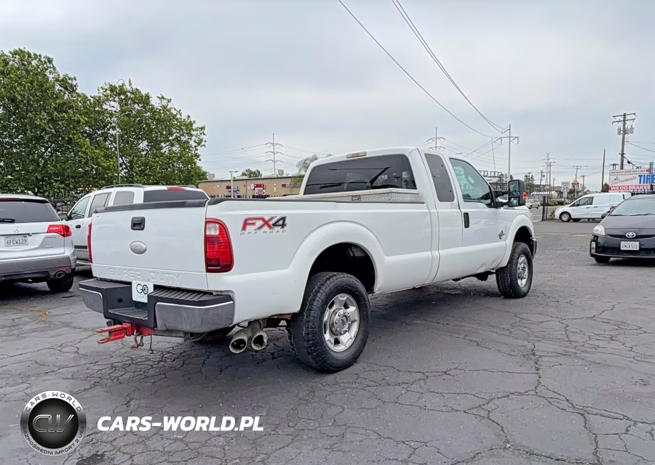 2012 Ford F250 Super Duty VIN:1FT7X2BT2CED09392 - 4