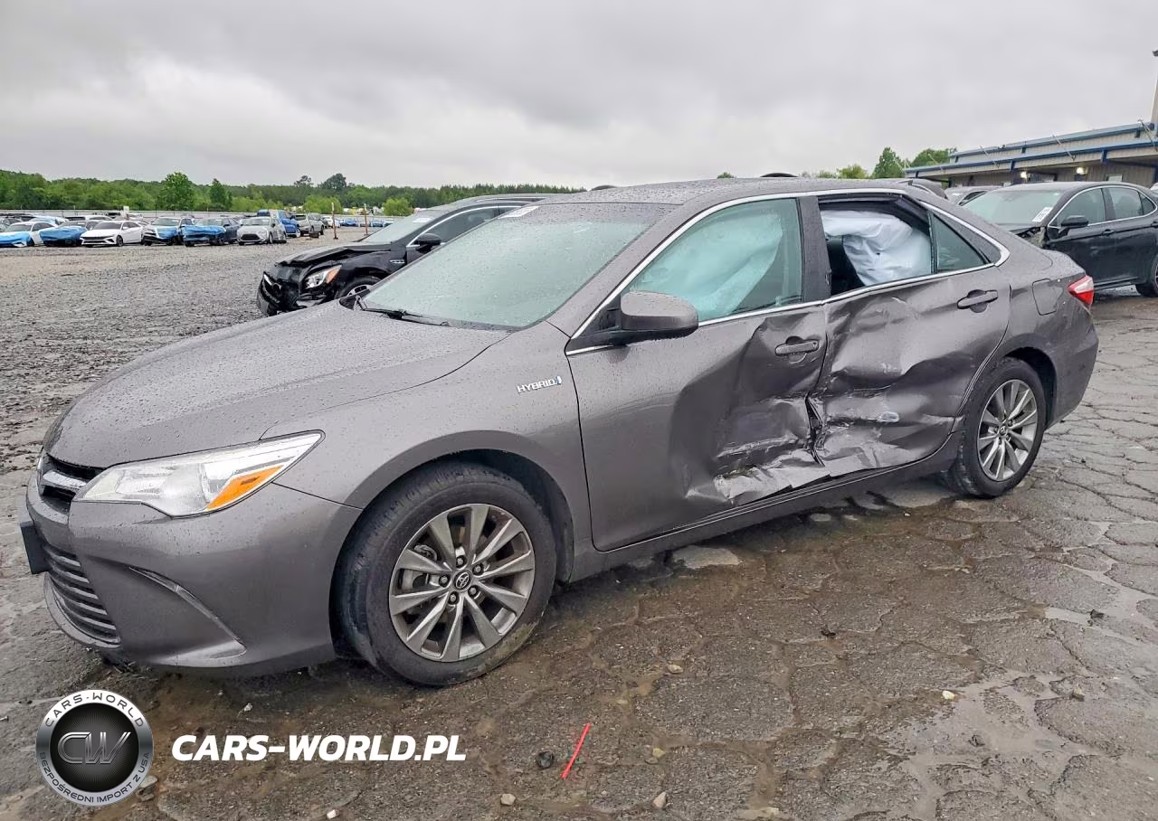 2017 Toyota Camry Hybrid Xle