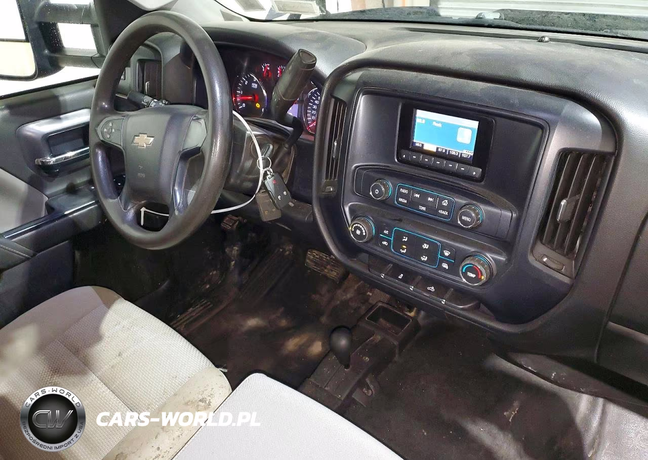 2015 Chevrolet Silverado K3500 VIN:1GC3KYCG8FZ124813 - 8