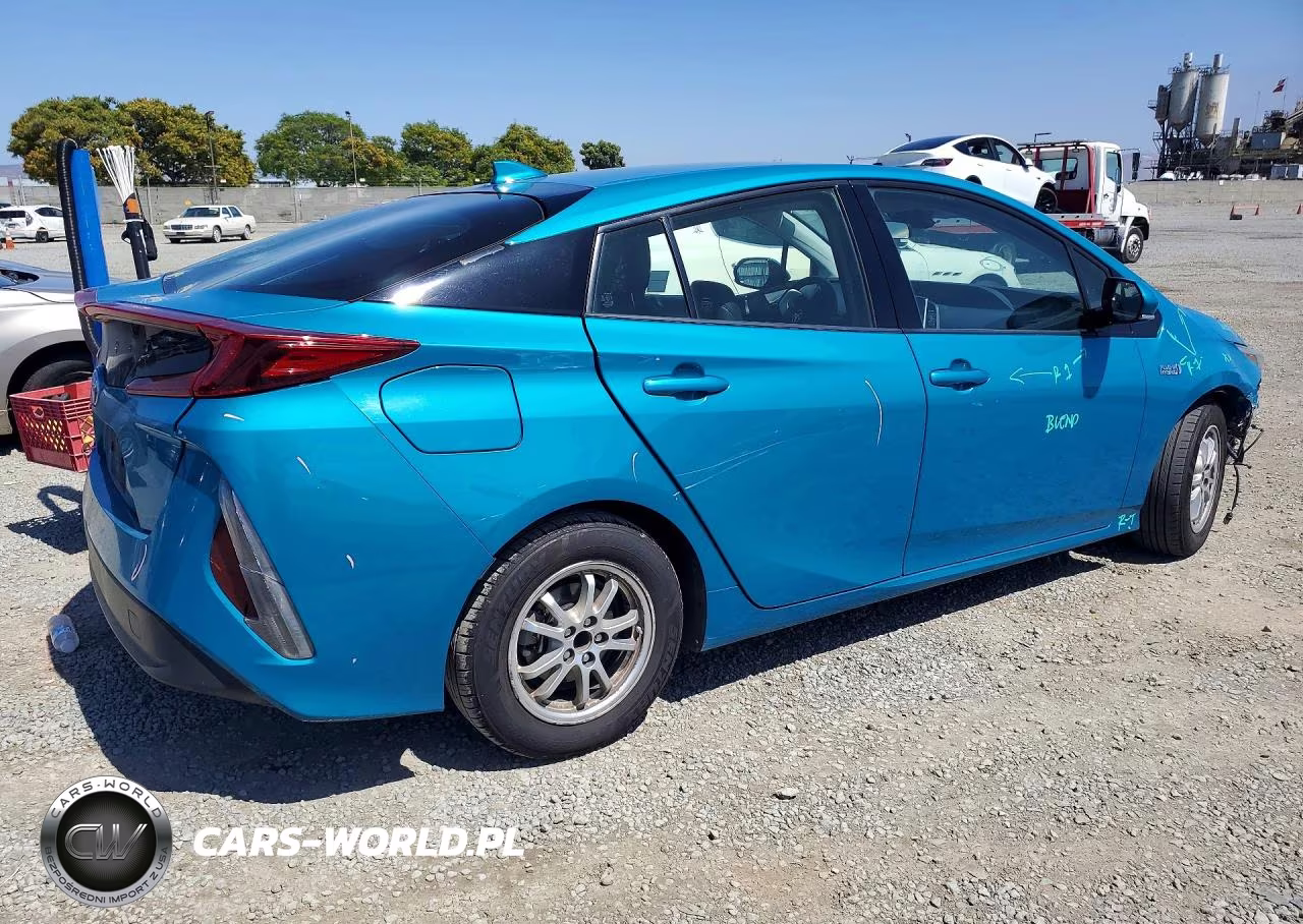 2019 Toyota Prius Prime Premium VIN:JTDKARFP7K3114951 - 3