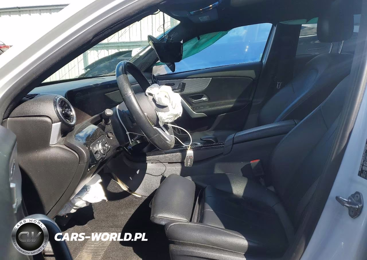 2020 Mercedes-Benz A 220 4Matic VIN:WDD3G4FB2LW042718 - 7