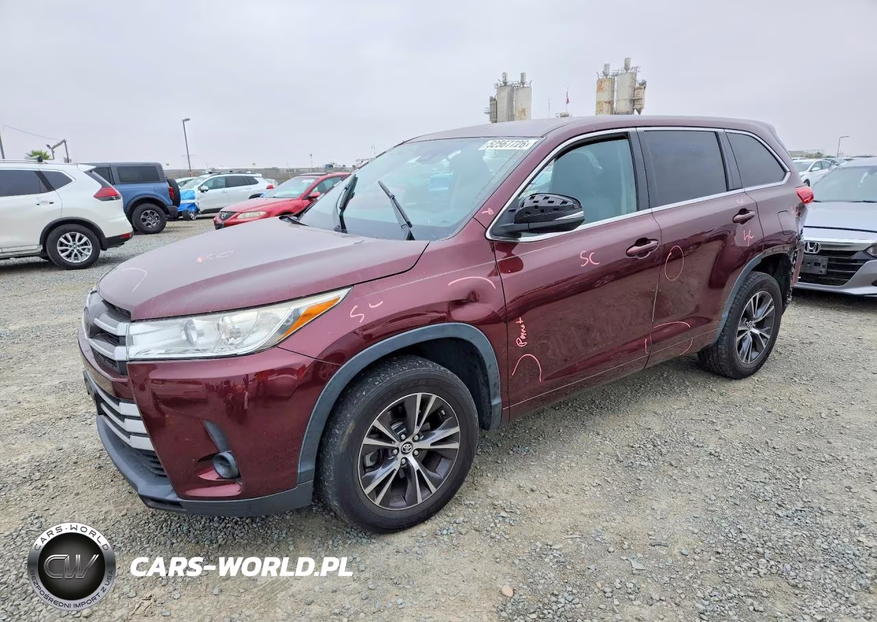 2018 Toyota Highlander Le