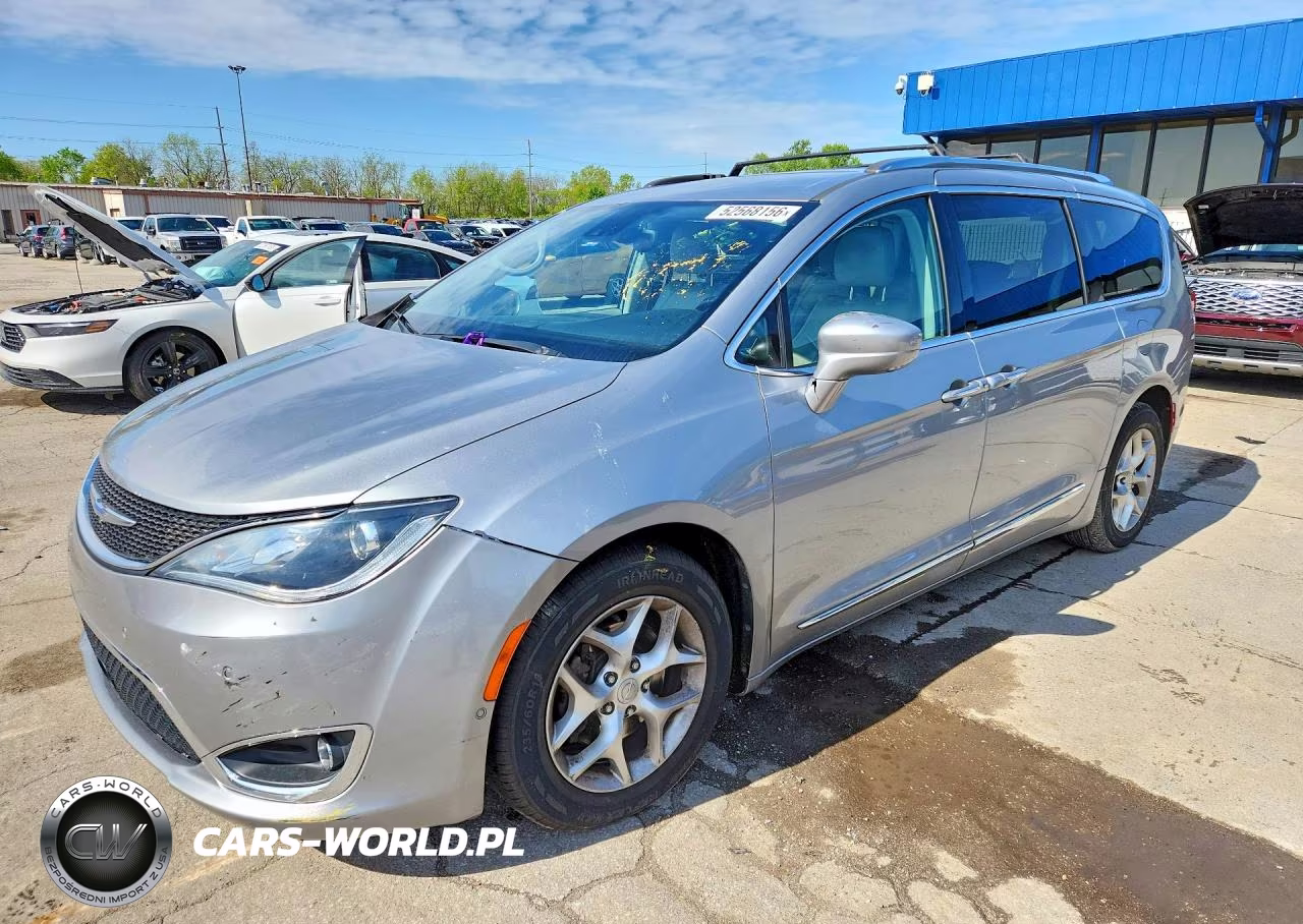 2018 Chrysler Pacifica Touring L – zdjęcie 1 z 13