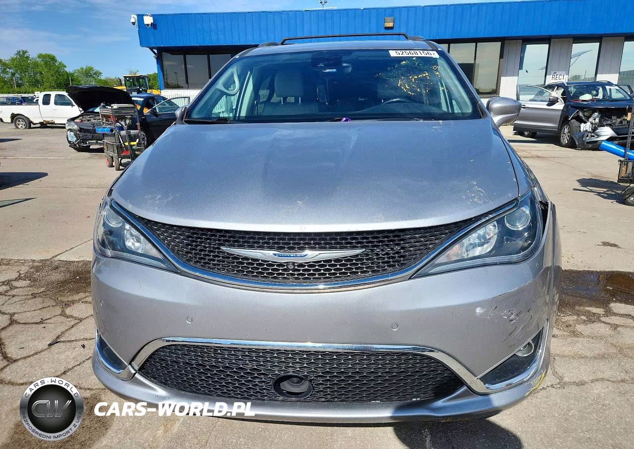 2018 Chrysler Pacifica Touring L VIN:2C4RC1BG1JR333409 - 5