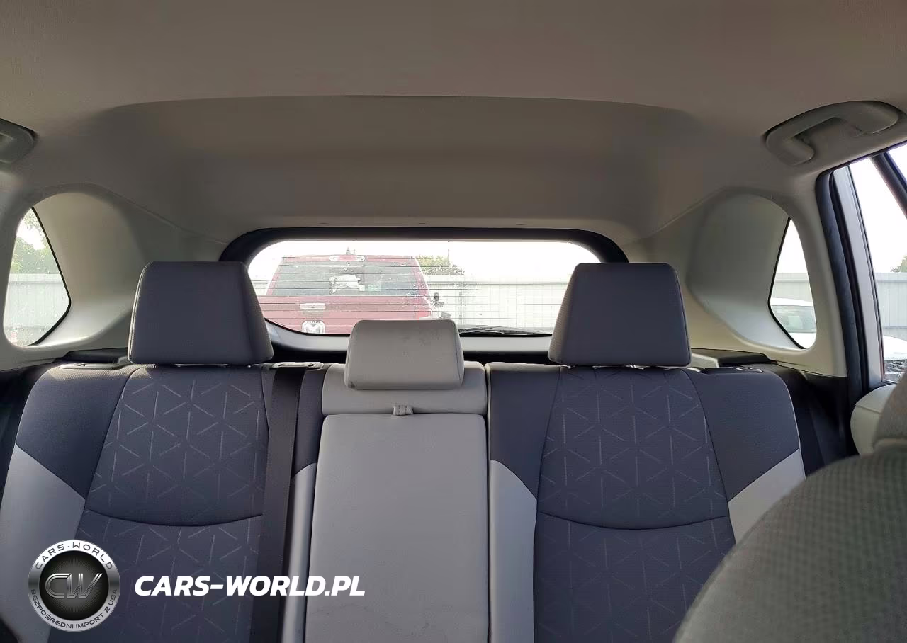 2021 Toyota Rav4 Xle VIN:JTMW1RFVXMD067797 - 10