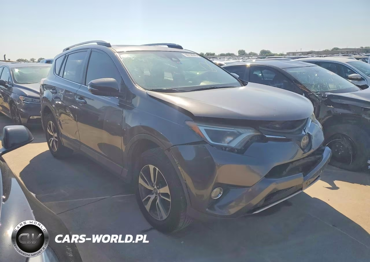 2021 Toyota Rav4 Xle VIN:JTMW1RFVXMD067797 - 4