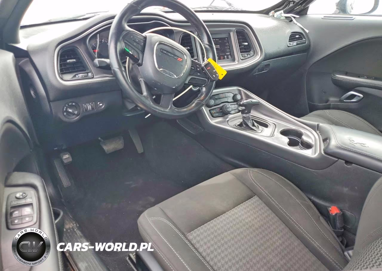 2019 Dodge Challenger Sxt VIN:2C3CDZAG2KH712157 - 8