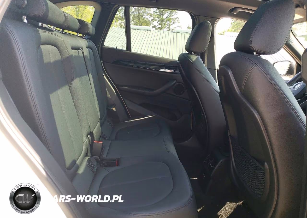 2020 BMW X1 xDrive28I VIN:WBXJG9C03L5R29996 - 10