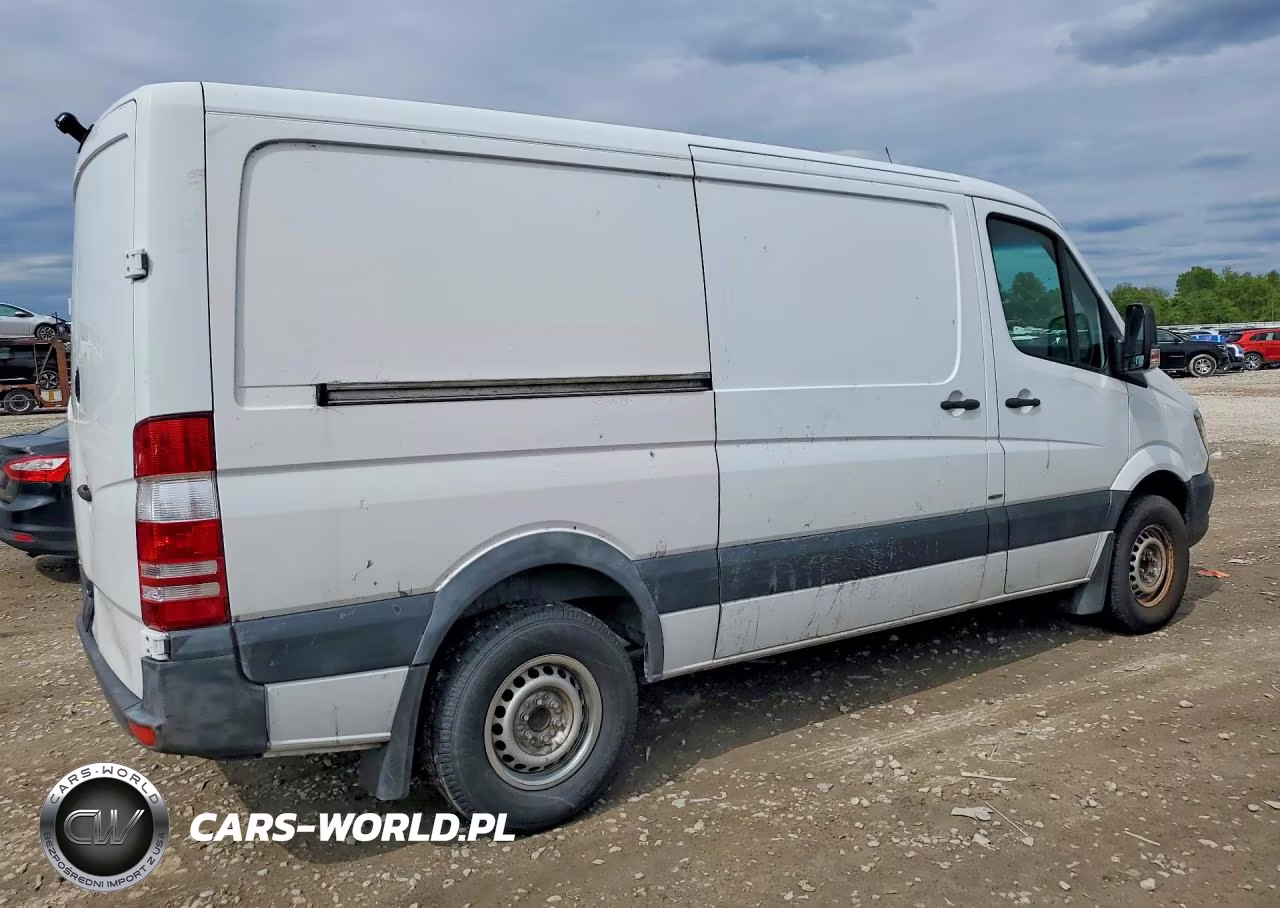2016 Mercedes-Benz Sprinter 2500 VIN:WD3PE7DD2GP322494 - 3