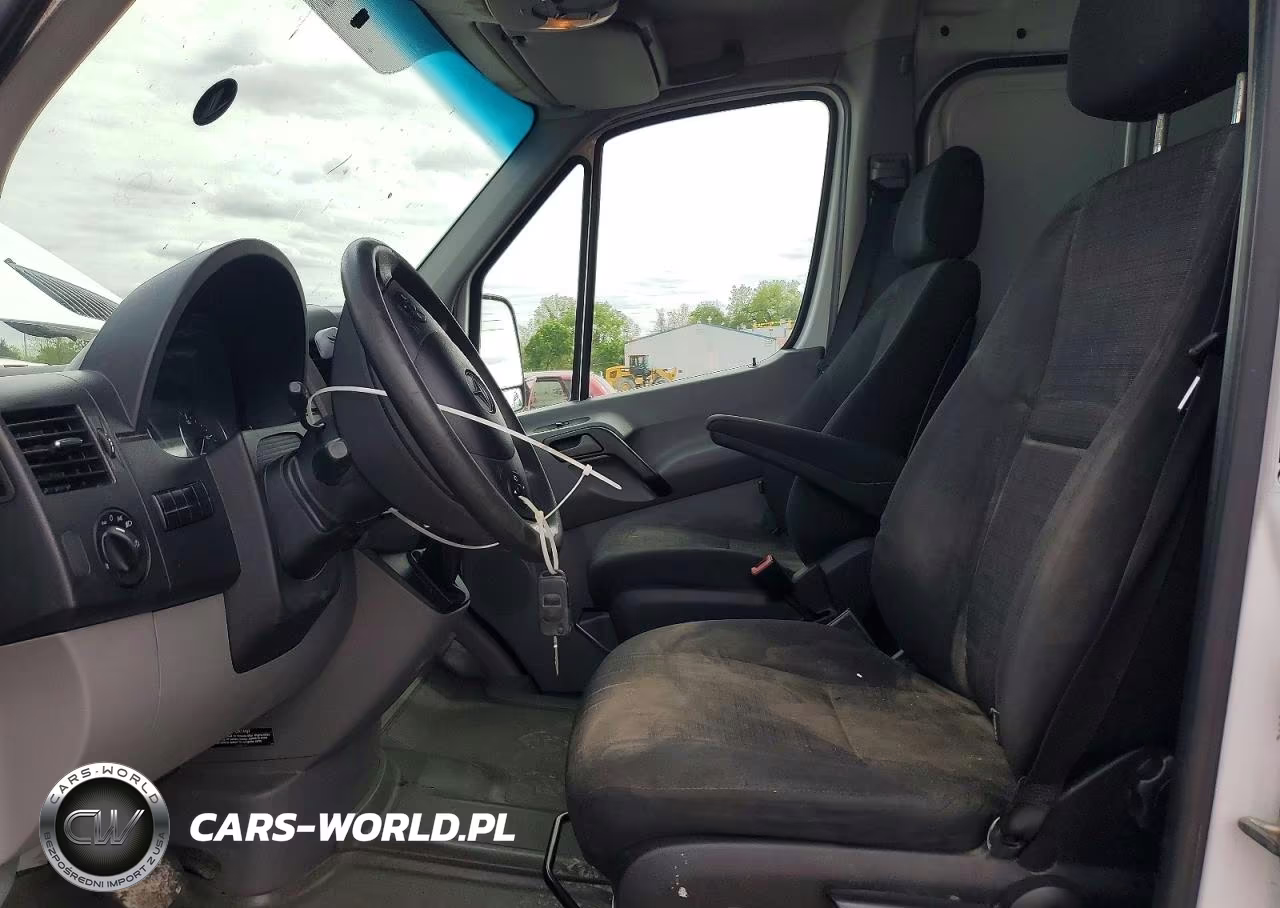 2016 Mercedes-Benz Sprinter 2500 VIN:WD3PE7DD2GP322494 - 7