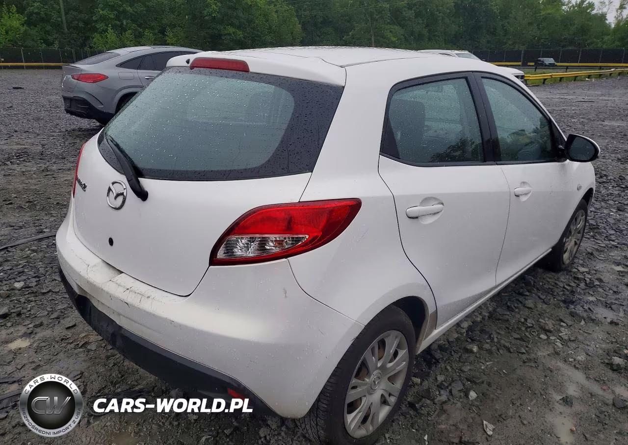 2011 Mazda Mazda2 VIN:JM1DE1HZ8B0105125 - 3