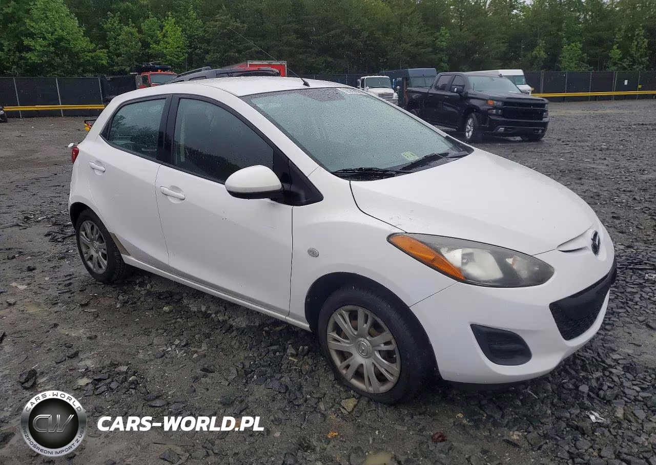 2011 Mazda Mazda2 VIN:JM1DE1HZ8B0105125 - 4