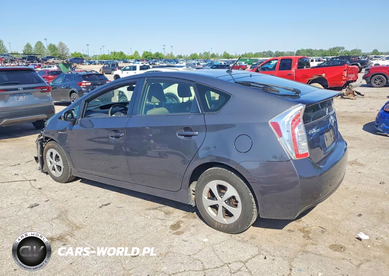 2015 Toyota Prius Two VIN:JTDKN3DU1F0402269 - 2