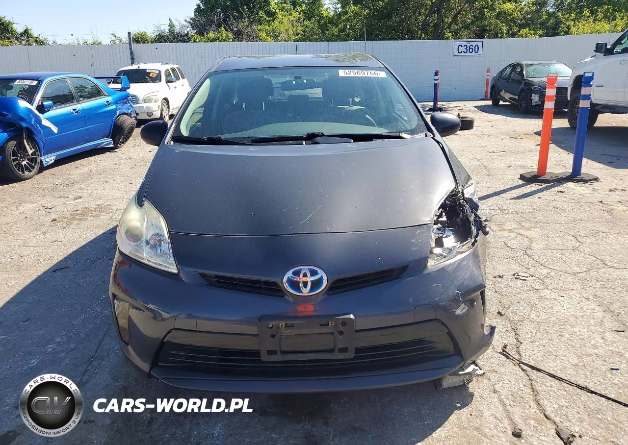 2015 Toyota Prius Two VIN:JTDKN3DU1F0402269 - 5