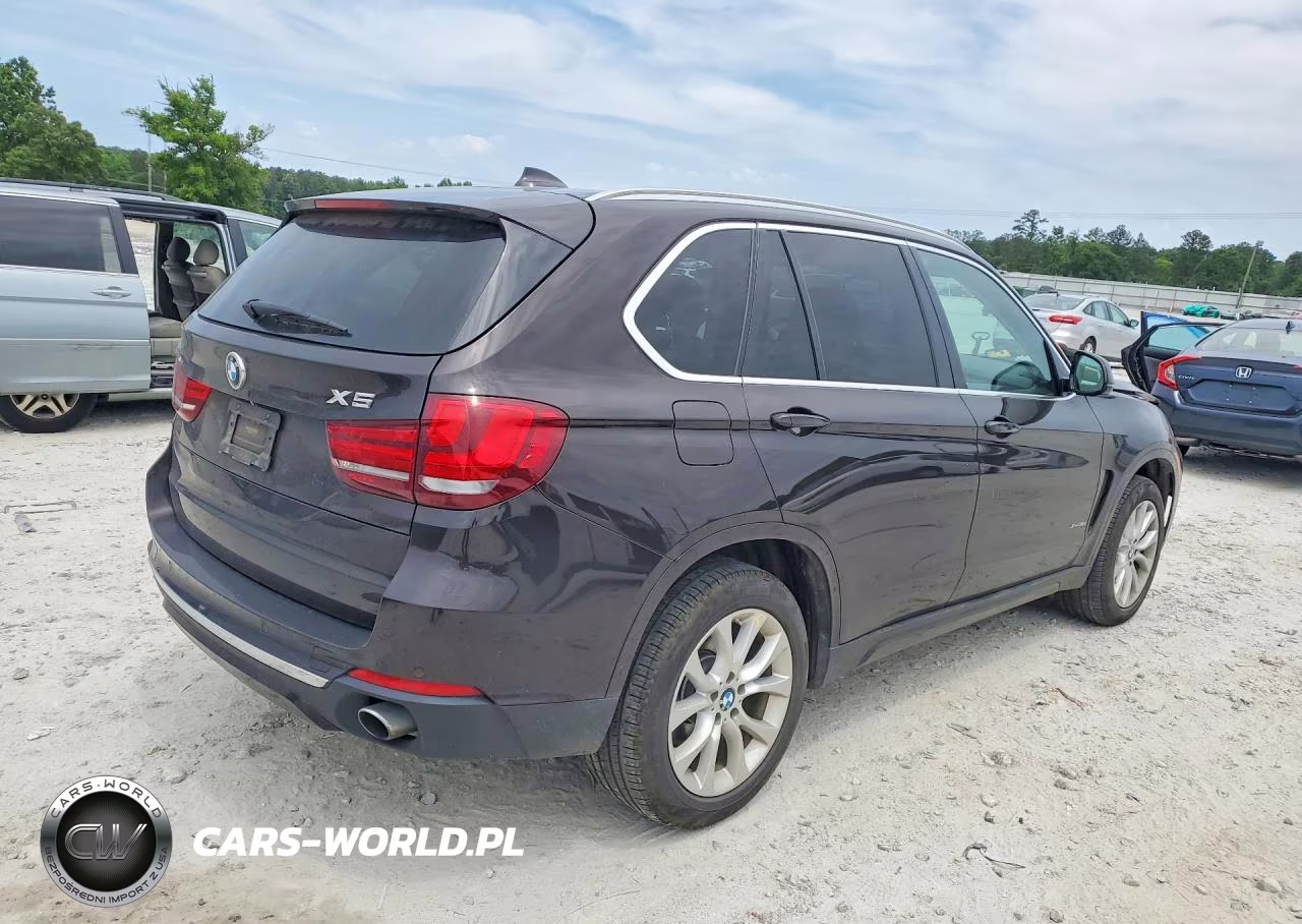 2015 BMW X5 xDrive35I VIN:5UXKR0C55F0P13912 - 3