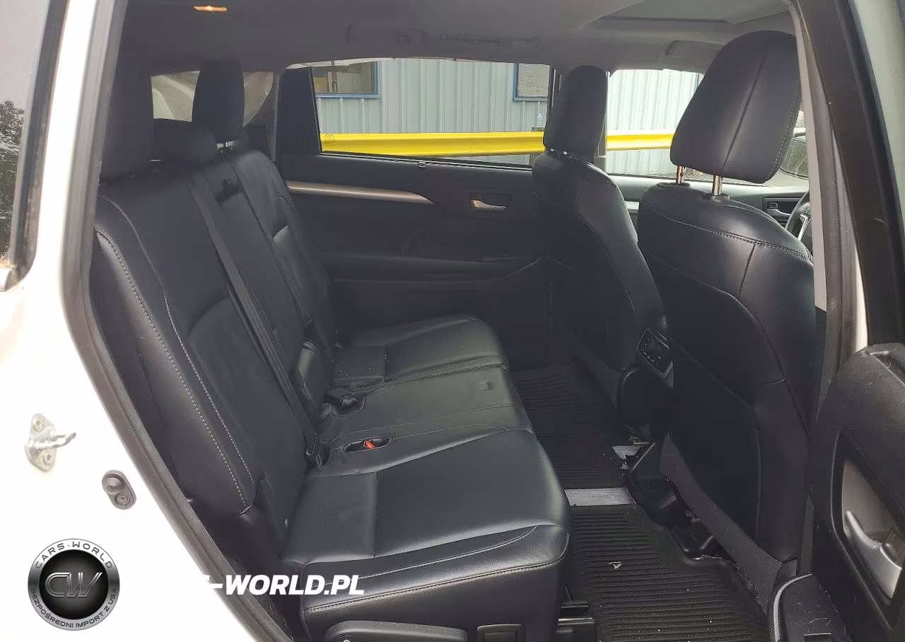 2015 Toyota Highlander Xle VIN:5TDJKRFH7FS131111 - 10