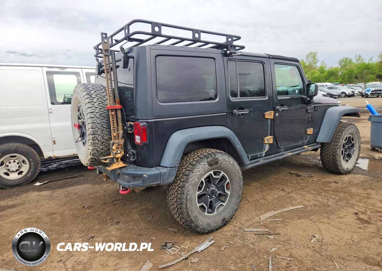2015 Jeep Wrangler Unlimited Rubicon VIN:1C4HJWFG0FL543783 - 3