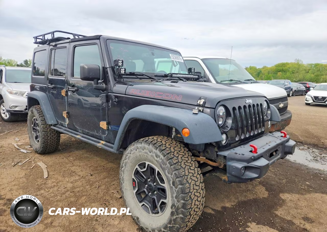 2015 Jeep Wrangler Unlimited Rubicon VIN:1C4HJWFG0FL543783 - 4