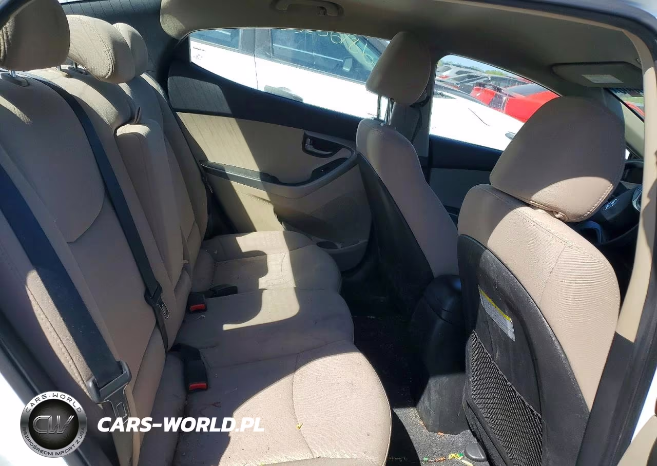 2016 Hyundai Elantra Se VIN:5NPDH4AE3GH789415 - 10