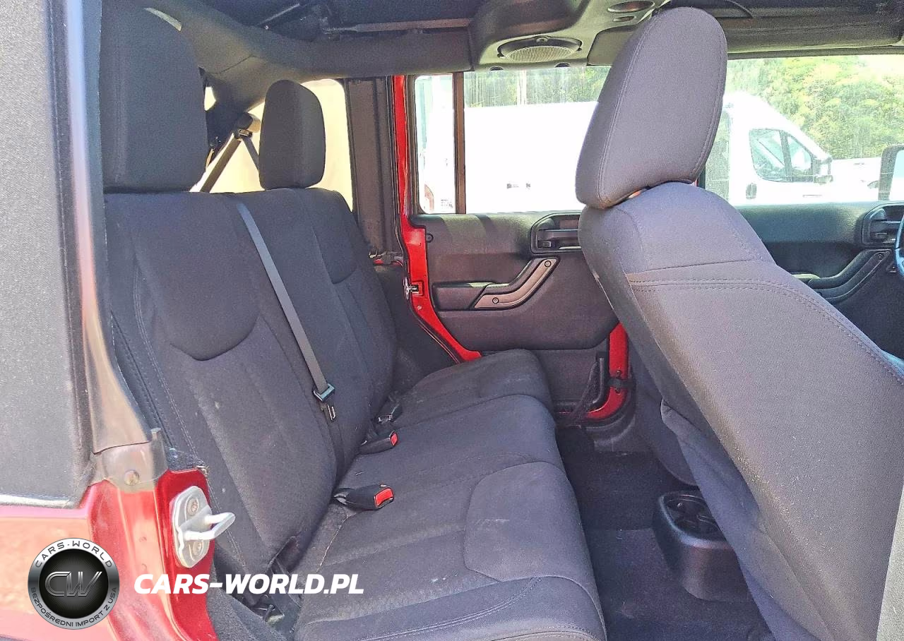 2013 Jeep Wrangler Unlimited Sport VIN:1C4BJWDG3DL509732 - 10