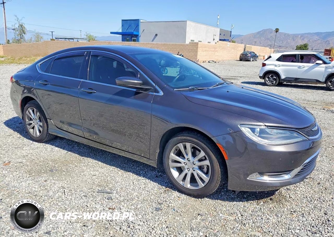2016 Chrysler 200 Limited VIN:1C3CCCAB8GN117414 - 4