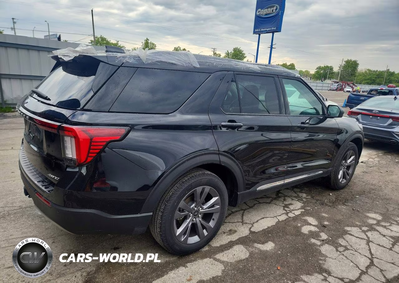 2025 Ford Explorer Active VIN:1FMUK8DH4SGB85072 - 3