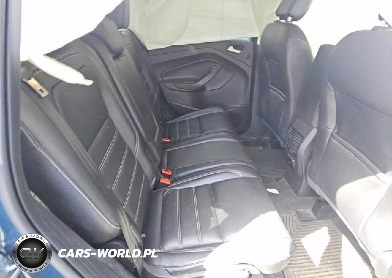 2019 Ford Escape Titanium VIN:1FMCU9J90KUA21120 - 9