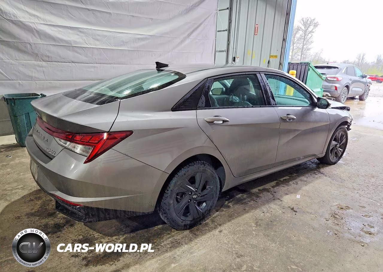 2023 Hyundai Elantra Blue VIN:KMHLM4AJ6PU040033 - 3