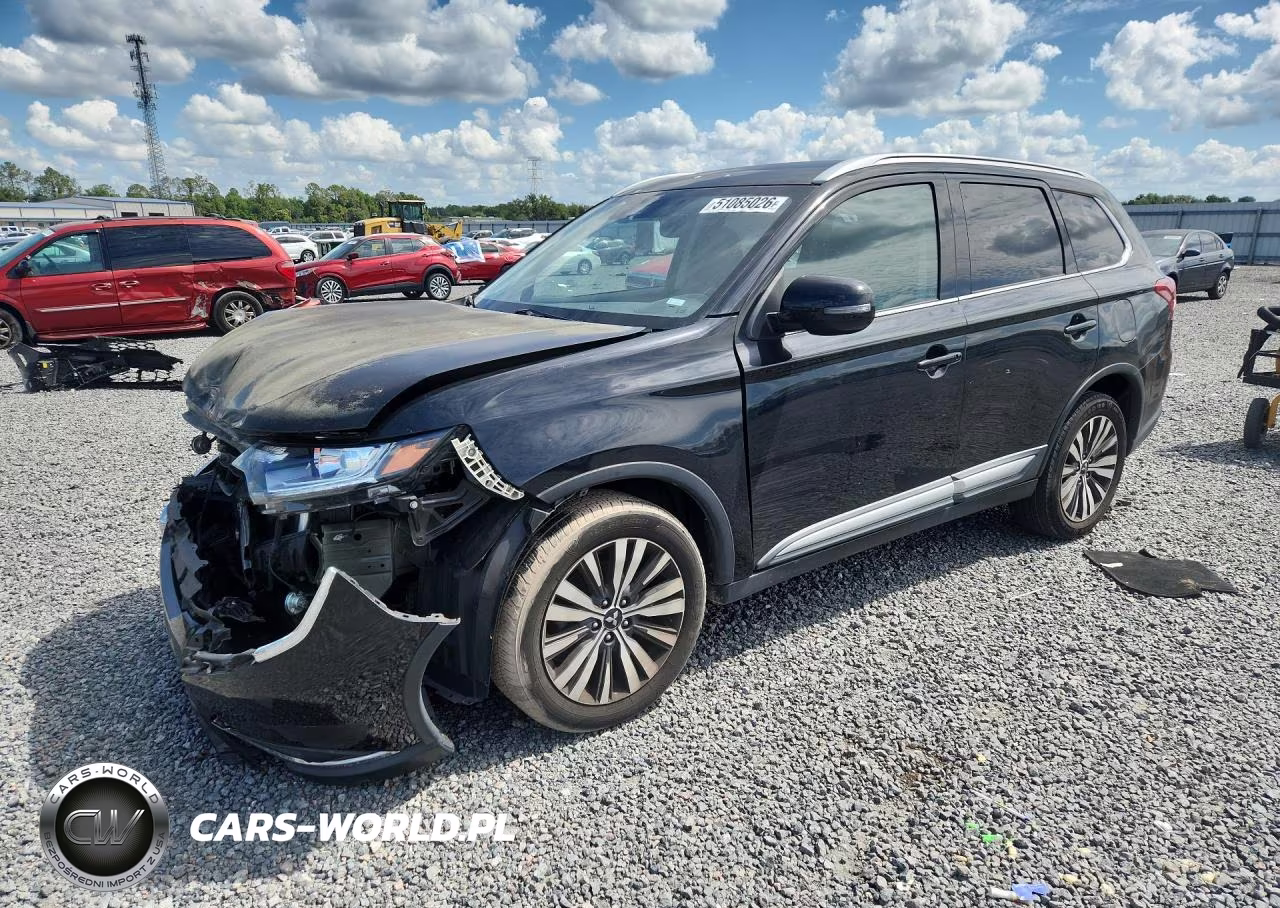 2020 Mitsubishi Outlander Se – zdjęcie 1 z 12