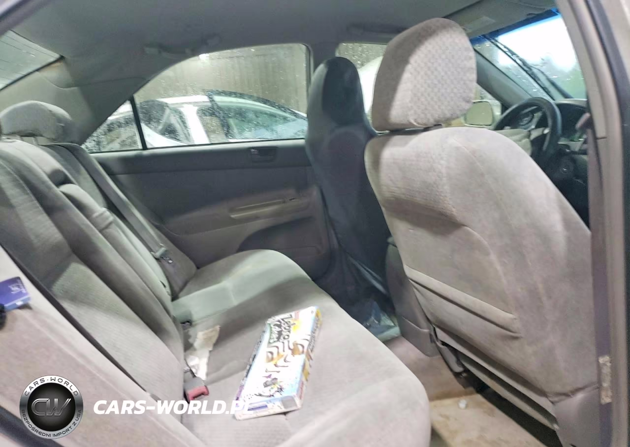 2003 Toyota Camry Le VIN:4T1BE32K03U128936 - 10