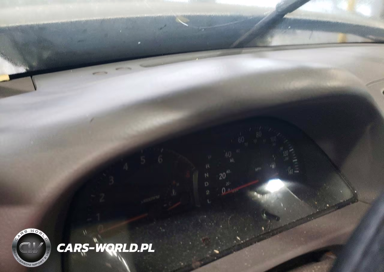 2003 Toyota Camry Le VIN:4T1BE32K03U128936 - 9