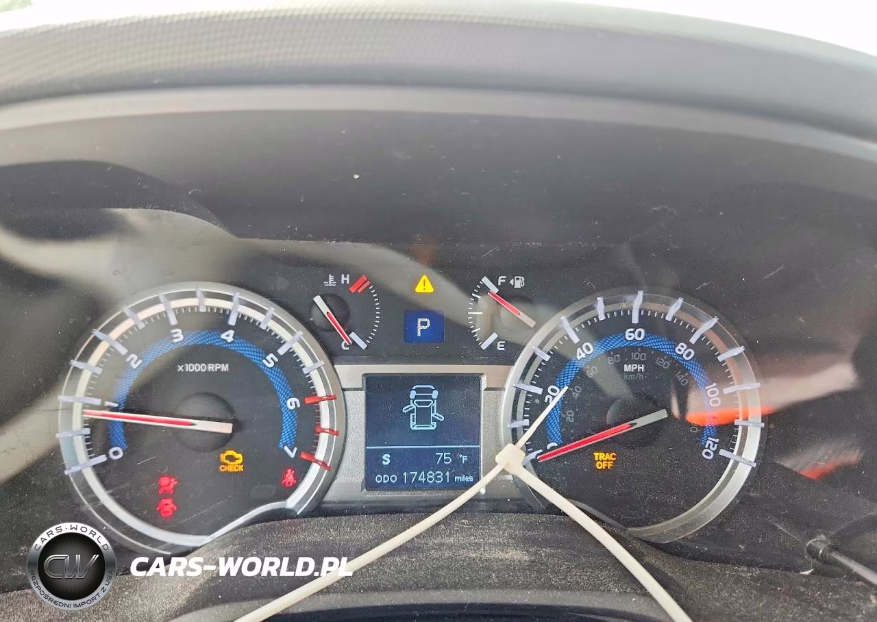 2018 Toyota 4Runner Limited VIN:JTEZU5JR3J5175123 - 9
