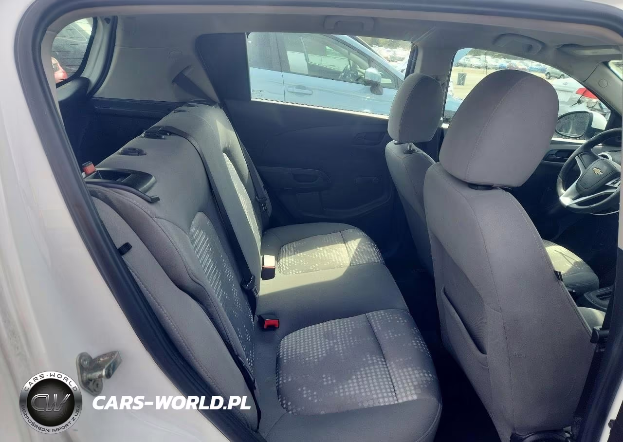 2020 Chevrolet Sonic VIN:1G1JG6SB4L4104692 - 10