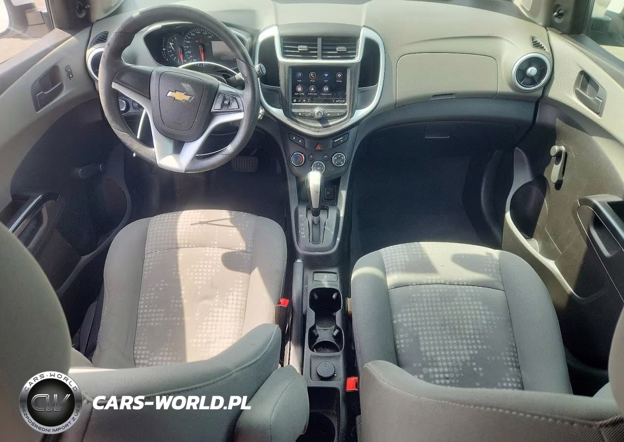 2020 Chevrolet Sonic VIN:1G1JG6SB4L4104692 - 8