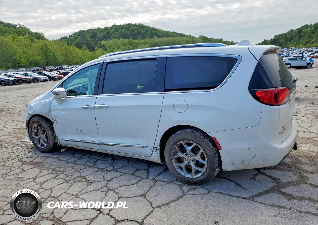 2017 Chrysler Pacifica Limited VIN:2C4RC1GG6HR591900 - 2