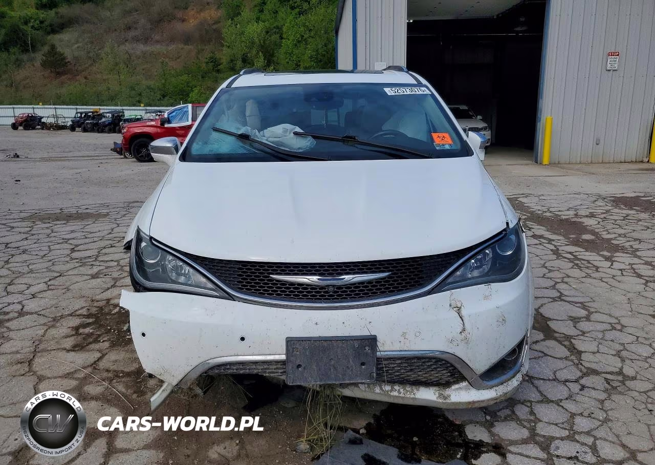 2017 Chrysler Pacifica Limited VIN:2C4RC1GG6HR591900 - 5