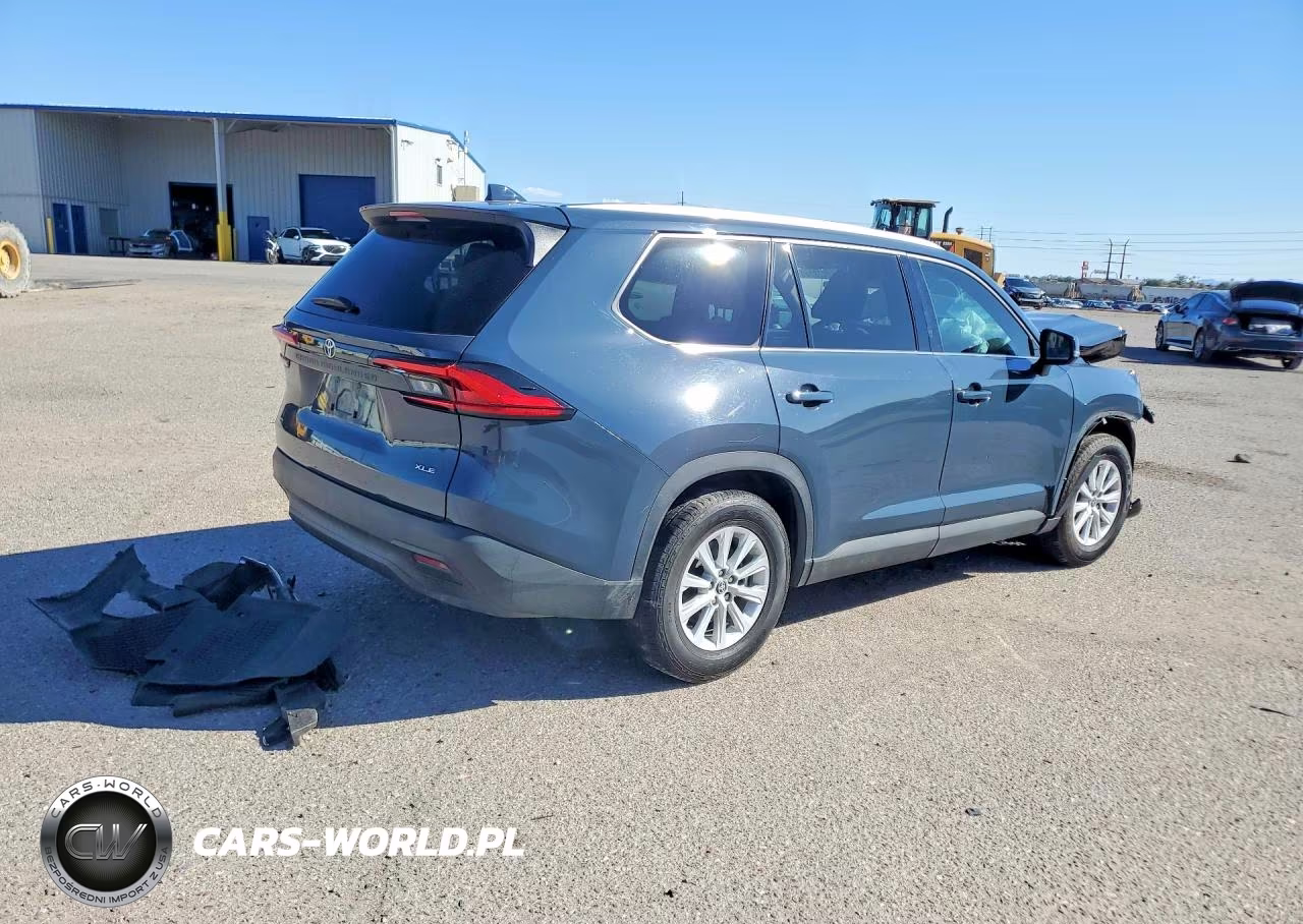 2024 Toyota Grand Highlander Xle VIN:5TDAAAA58RS000405 - 3