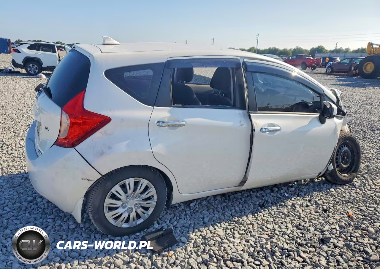 2014 Nissan Versa Note Sv VIN:3N1CE2CPXEL359632 - 3